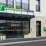 Express Hotel